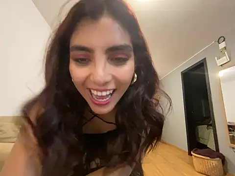 Snapshot of MartinaSooler chatting on 20, 2, 2025 MartinaSooler online show from 20, 2, 2025