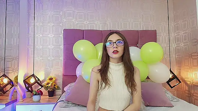 victoriapalmerfg online show from 17, 3, 2025