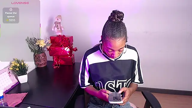 esmeralda-bk online show from 18, 12, 2025