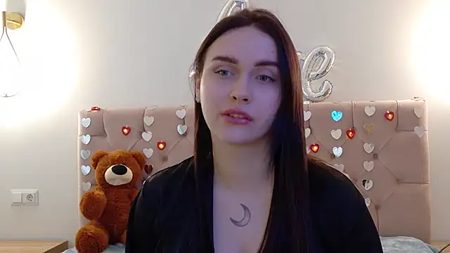 Lilliana Moon online show from 26, 2, 2025