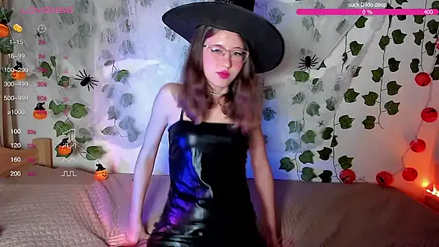 Sakura Mmio online show from 31, 10, 2025