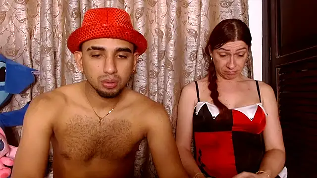 Snapshot of sweethoneytsx chatting on 3, 11, 2025 sweethoneytsx online show from 3, 11, 2025