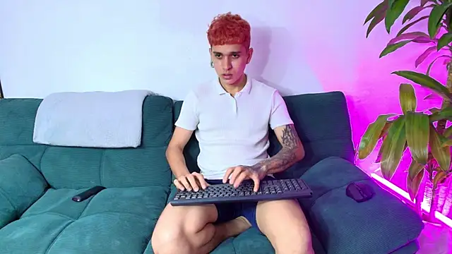 Snapshot of Sky_dirty chatting on 30, 1, 2025 Sky dirty online show from 30, 1, 2025