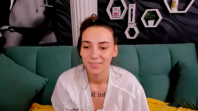 annabishop online show from 14, 2, 2025