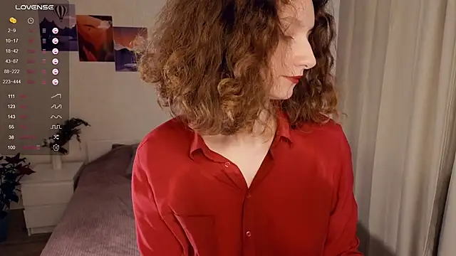 Leya Curly online show from 30, 1, 2025