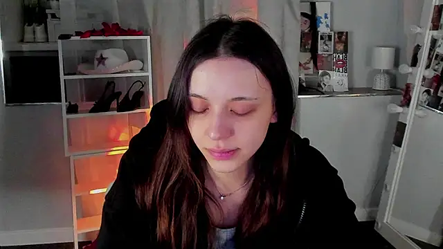 Sahara Shields online show from 12, 4, 2026