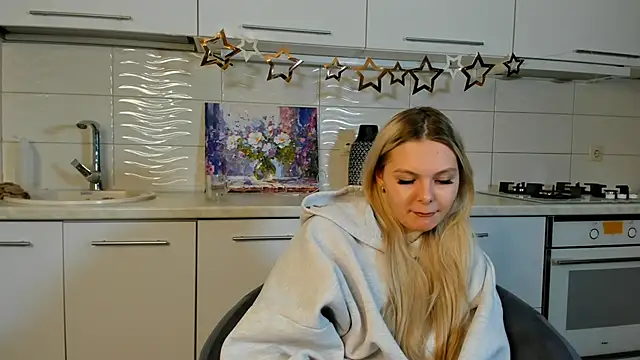 SynnoveEyre online show from 6, 2, 2025