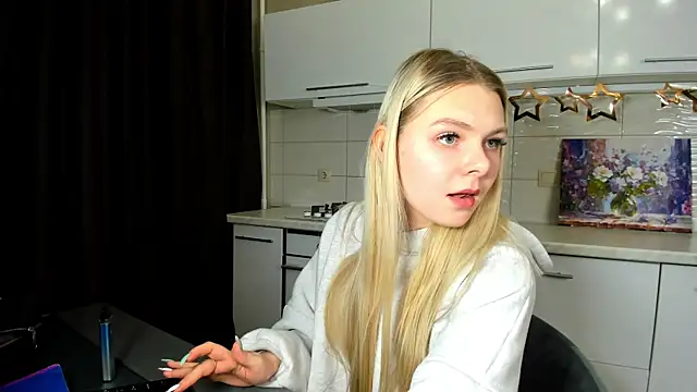 SynnoveEyre online show from 17, 2, 2025