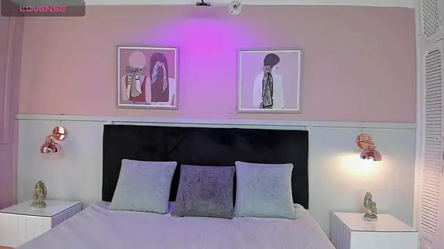 janna lopez  online show from 28, 9, 2025