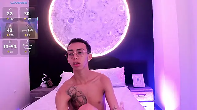 EthaanCox online show from 17, 2, 2025