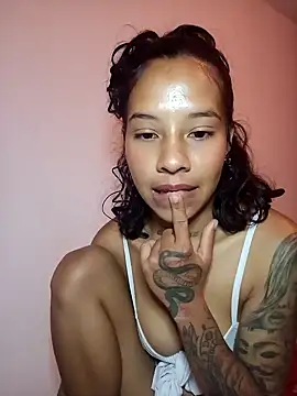 Miss sparkle00 online show from 1, 2, 2025