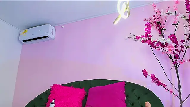 scarlette69 online show from 18, 2, 2025