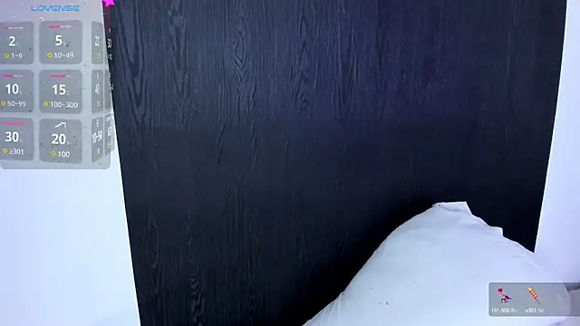 alanblack1 online show from 4, 2, 2025