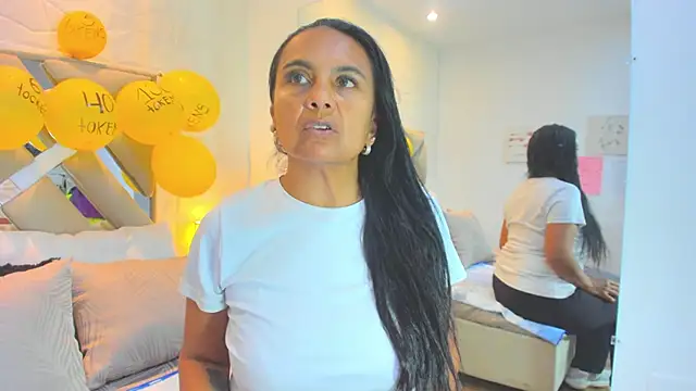 raquell moore online show from 15, 12, 2025