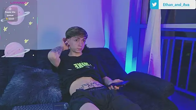 ethan and ava online show from 16, 10, 2025