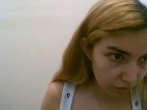 Snapshot of VittoriaTaylor chatting on 20, 9, 2025 VittoriaTaylor online show from 20, 9, 2025