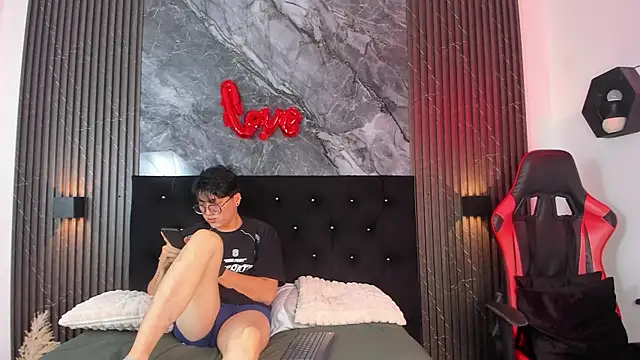vanilla hot online show from 17, 2, 2025