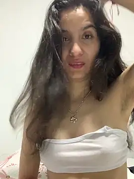 Bella still online show from 16, 10, 2025