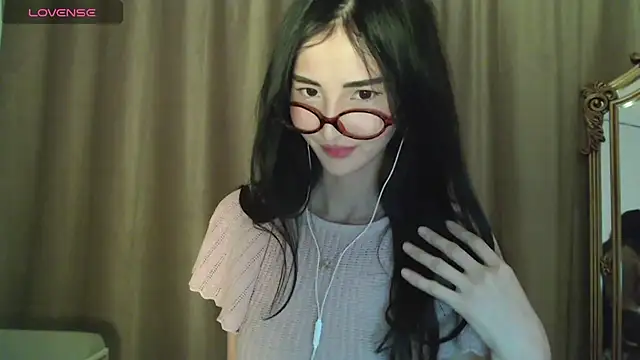 Snapshot of newfrommacau chatting on 6, 10, 2025 newfrommacau online show from 6, 10, 2025
