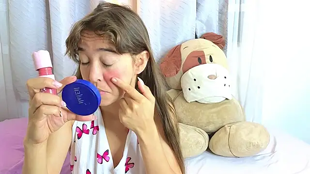 SERAFINA  online show from 9, 10, 2025