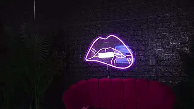 Snapshot of Annabellerise chatting on 23, 9, 2025 Annabellerise online show from 23, 9, 2025