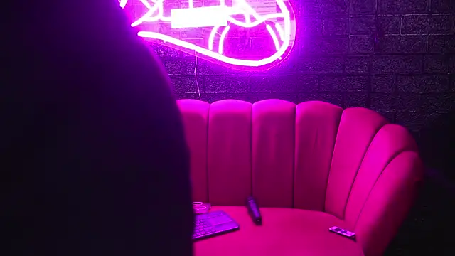 Snapshot of Annabellerise chatting on 24, 9, 2025 Annabellerise online show from 24, 9, 2025