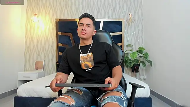 Brad Summer online show from 29, 1, 2025