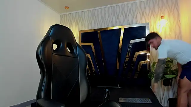 Brad Summer online show from 7, 10, 2025