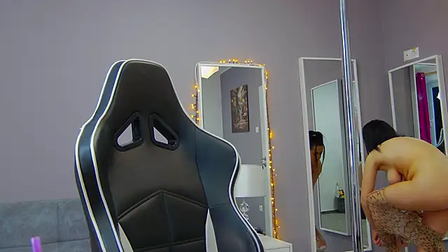 Snapshot of Eva_Lovvia_ chatting on 31, 1, 2025 Eva Lovvia  online show from 31, 1, 2025