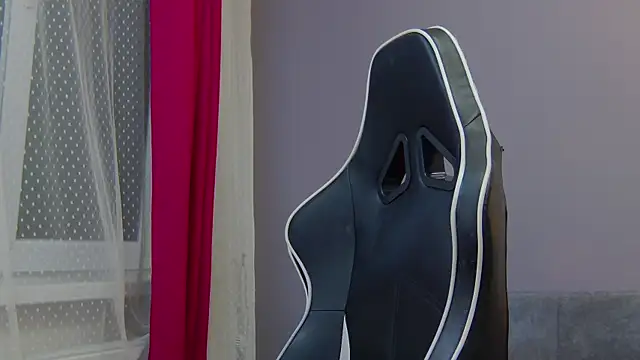 Snapshot of Eva_Lovvia_ chatting on 10, 2, 2025 Eva Lovvia  online show from 10, 2, 2025