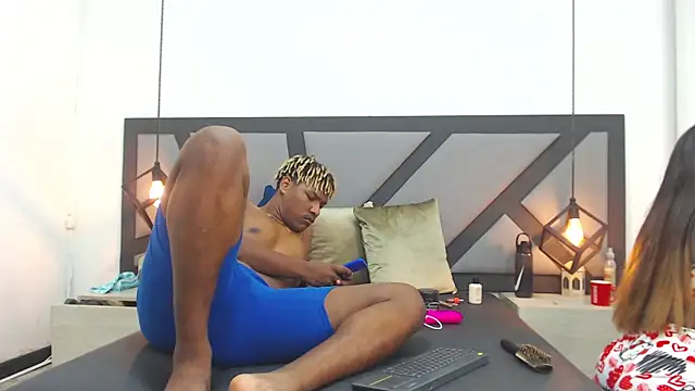 Axel black1 online show from 30, 1, 2025