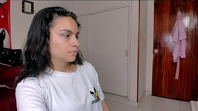 Canelitalove online show from 4, 2, 2025