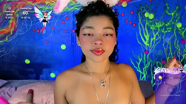 lucie petite online show from 9, 2, 2026