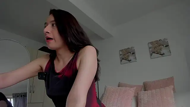 Snapshot of Andrewine89 chatting on 24, 9, 2025 Andrewine89 online show from 24, 9, 2025