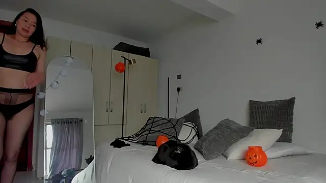 Andrewine89 online show from 28, 10, 2025