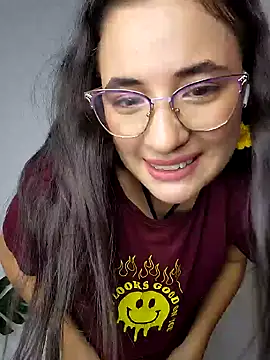 Snapshot of baaby-miiaa chatting on 27, 1, 2025 baaby-miiaa online show from 27, 1, 2025