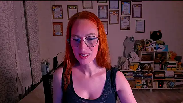 red rocco online show from 14, 3, 2025