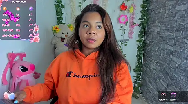 naty jhonsom  online show from 10, 3, 2025