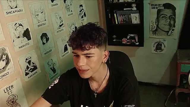 Snapshot of Mickey_Magic chatting on 25, 1, 2025 Mickey Magic online show from 25, 1, 2025