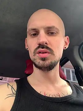 AssHunter4k online show from 25, 2, 2025