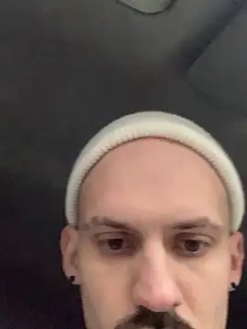 AssHunter4k online show from 28, 2, 2025