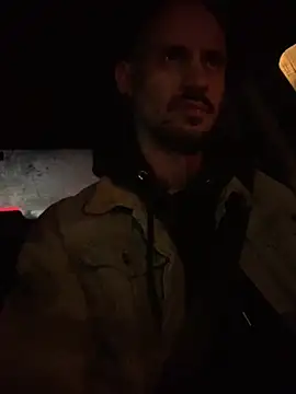 AssHunter4k online show from 1, 3, 2025