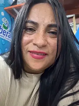 Miia Jazmin online show from 5, 2, 2025
