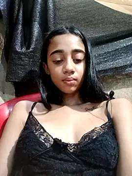 Snapshot of Zoe_Sweett18 chatting on 24, 2, 2025 Zoe Sweett18 online show from 24, 2, 2025