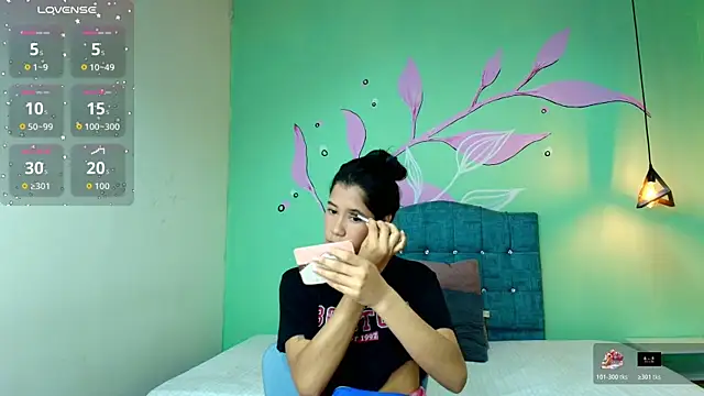 Connie Bell online show from 17, 10, 2025