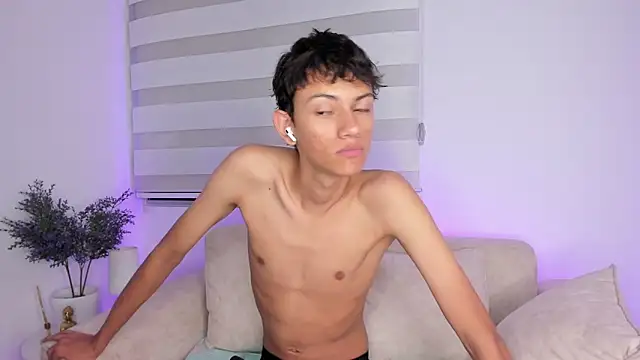 Snapshot of arito__ chatting on 8, 2, 2026 arito online show from 8, 2, 2026