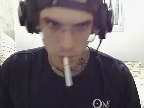 Snapshot of smokingink chatting on 28, 4, 2026 smokingink online show from 28, 4, 2026