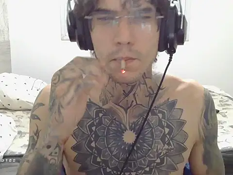 Snapshot of smokingink chatting on 30, 4, 2026 smokingink online show from 30, 4, 2026
