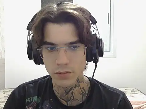 Snapshot of smokingink chatting on 1, 5, 2026 smokingink online show from 1, 5, 2026