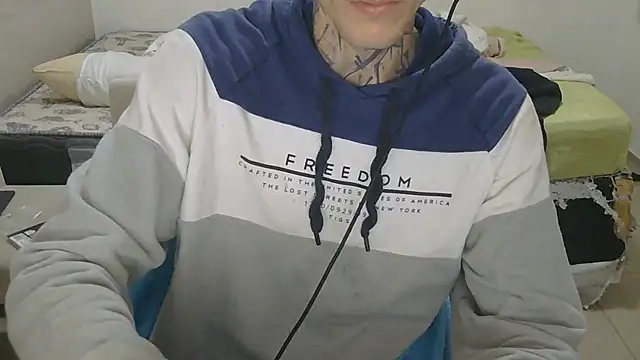Snapshot of smokingink chatting on 23, 5, 2026 smokingink online show from 23, 5, 2026